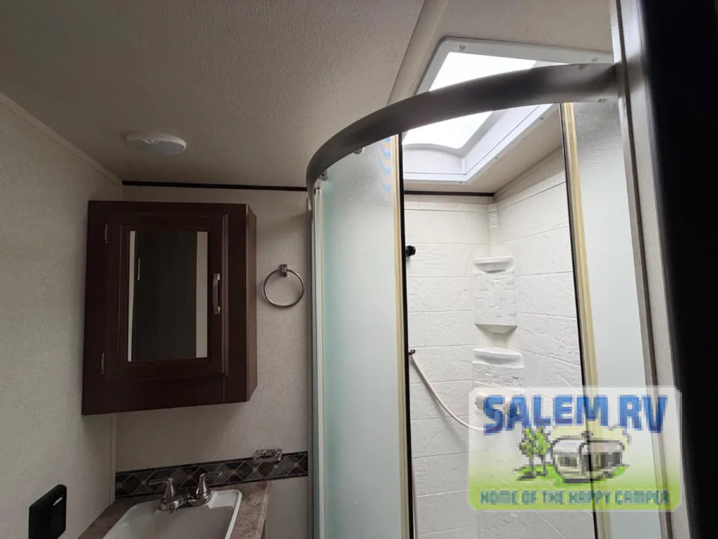 2018 Forest River Salem Hemisphere Lite 300BH, Photos photo 29