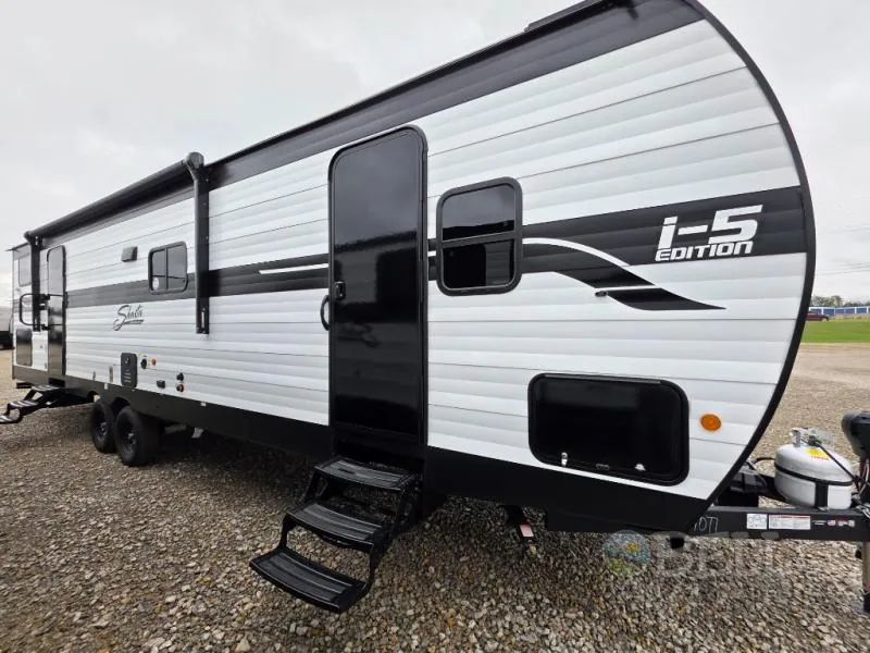 2026 Shasta RVs i-5 Edition 533BH, Photos photo 13