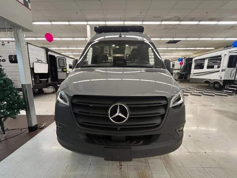 2027 Winnebago Revel Sport 44C - Photo 4