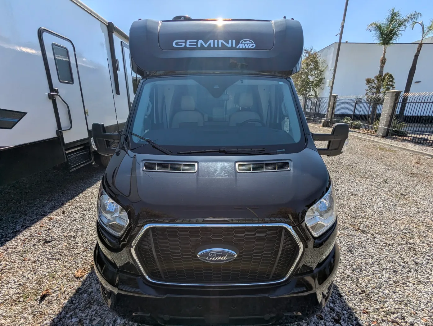 2023 Thor Motor Coach Gemini 23TW - Photo 3