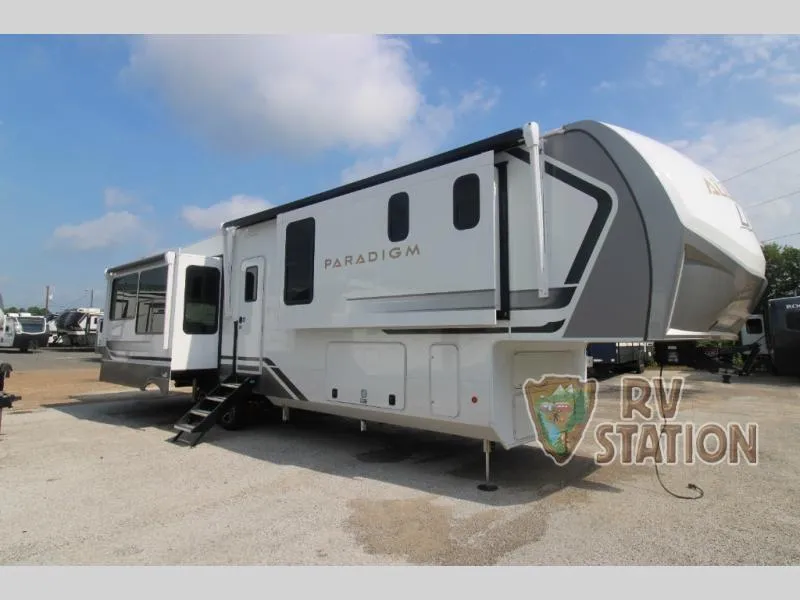 2026 Alliance RV Paradigm 370FB - Photo 2