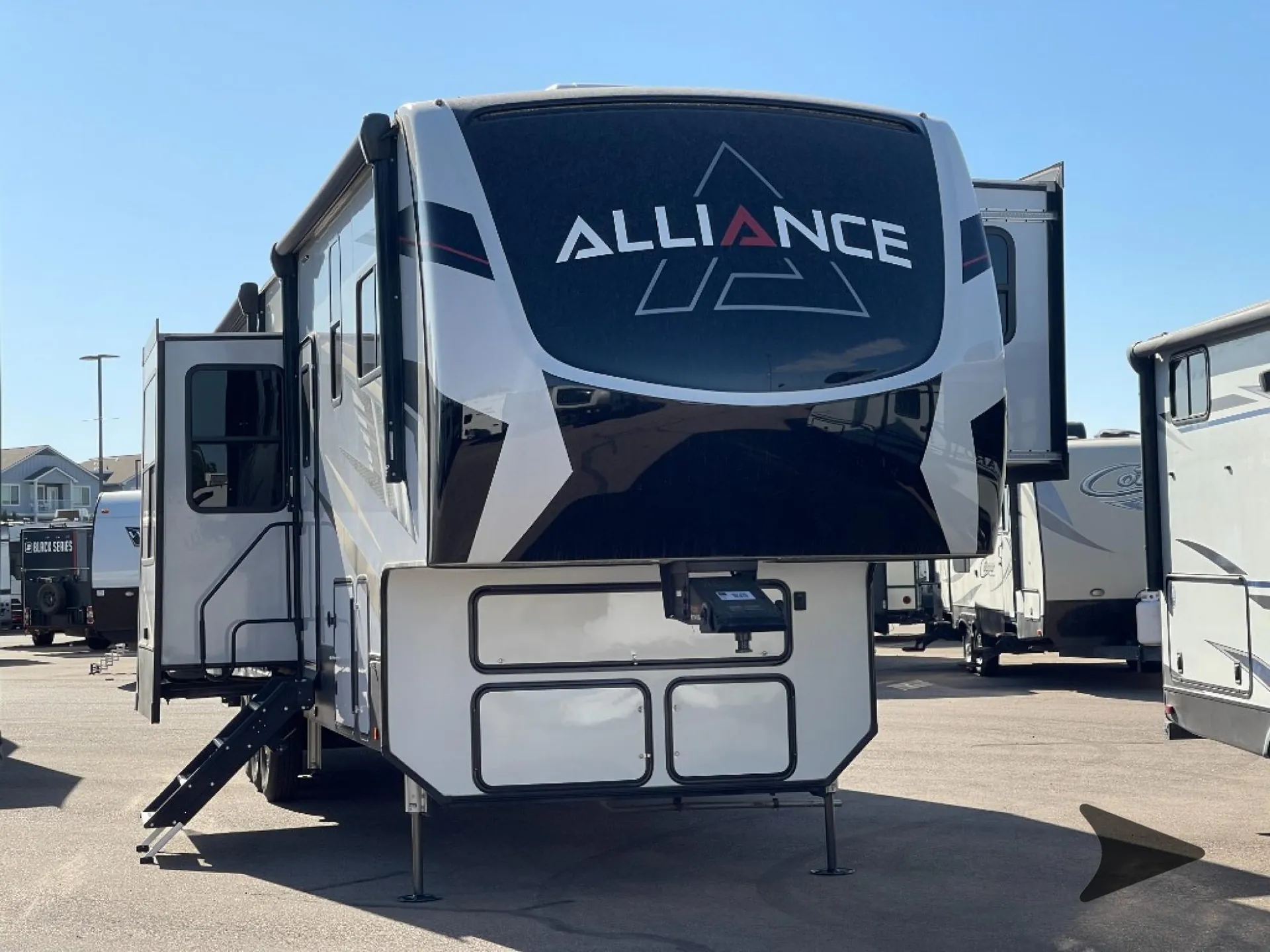 2023 Alliance RV Valor 42V13