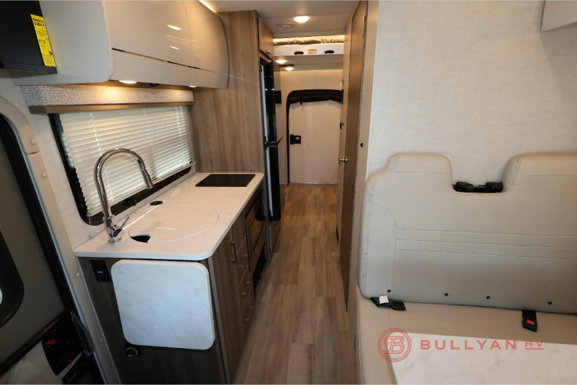 2026 Thor Motor Coach Gemini TRIP 22MT - Photo 3