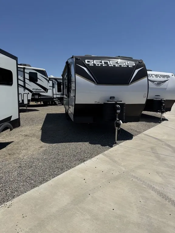 2027 Genesis Supreme GENESIS G2215SSXL - Main photo