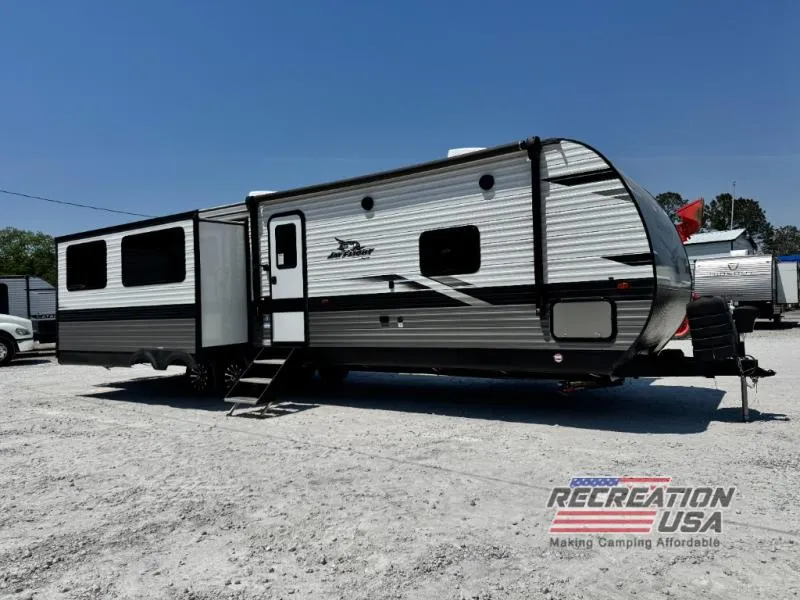 2024 Jayco Jay Flight 334RTS - Photo 2