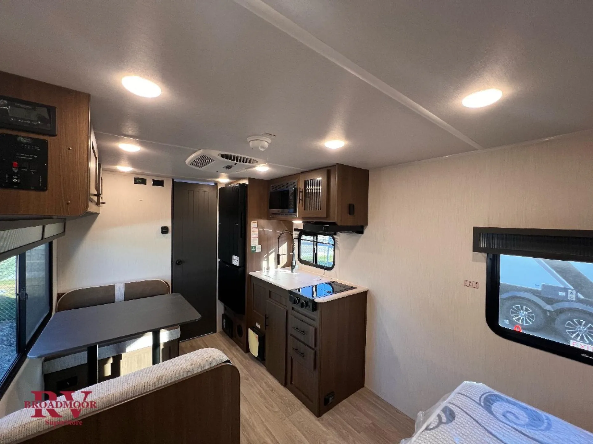 2026 Forest River Wildcat ONE 160BATH — Photo 6