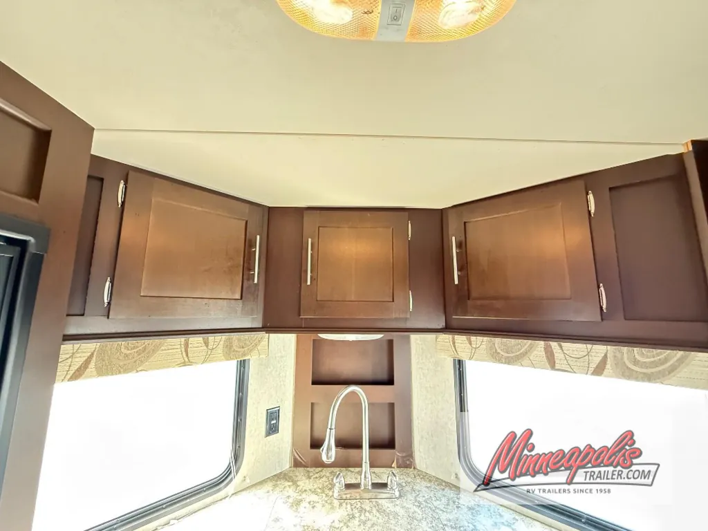2016 Forest River Cherokee 274VFK, Photos photo 9