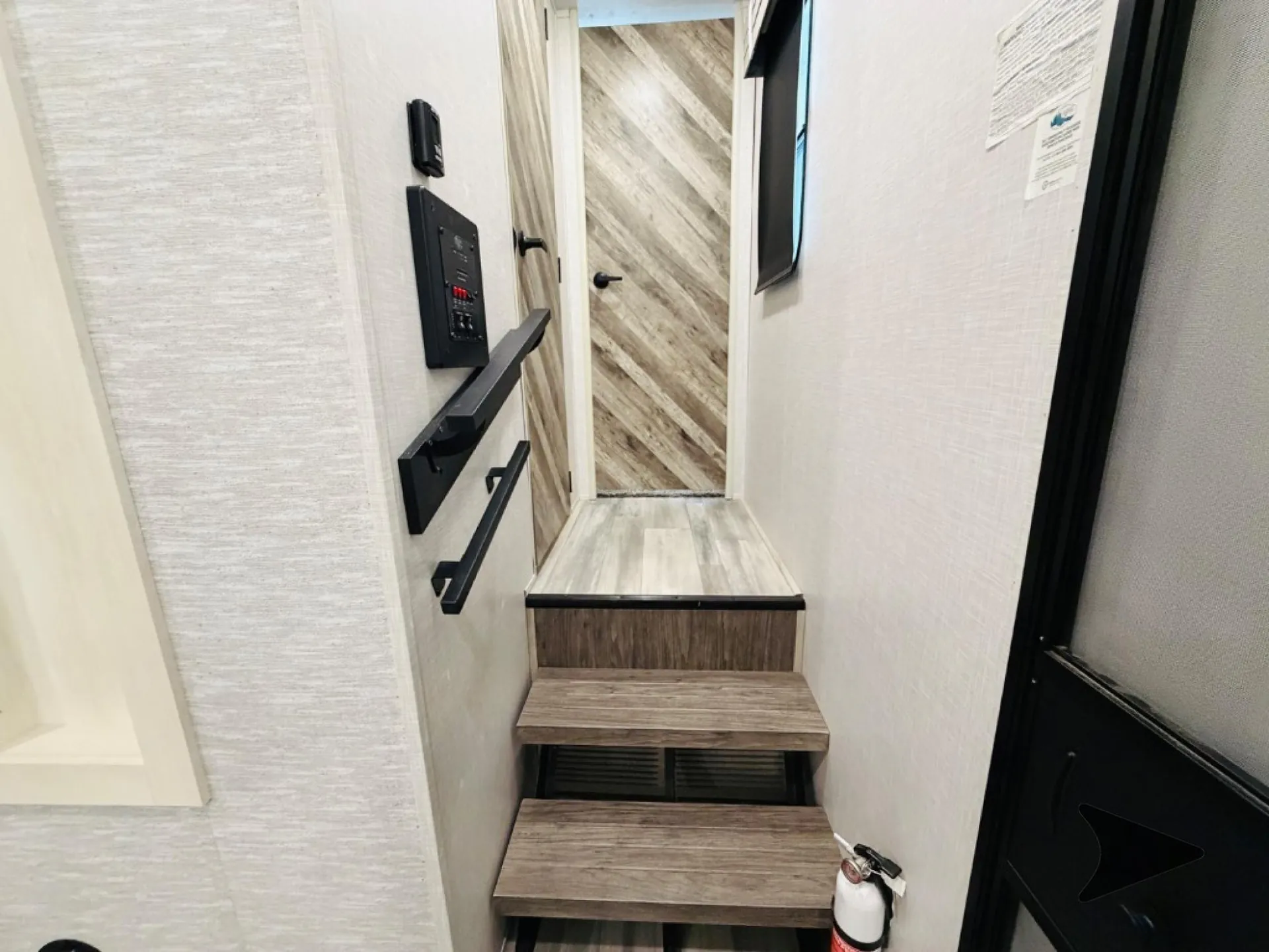 2022 Forest River Impression 240RE — Photo 6