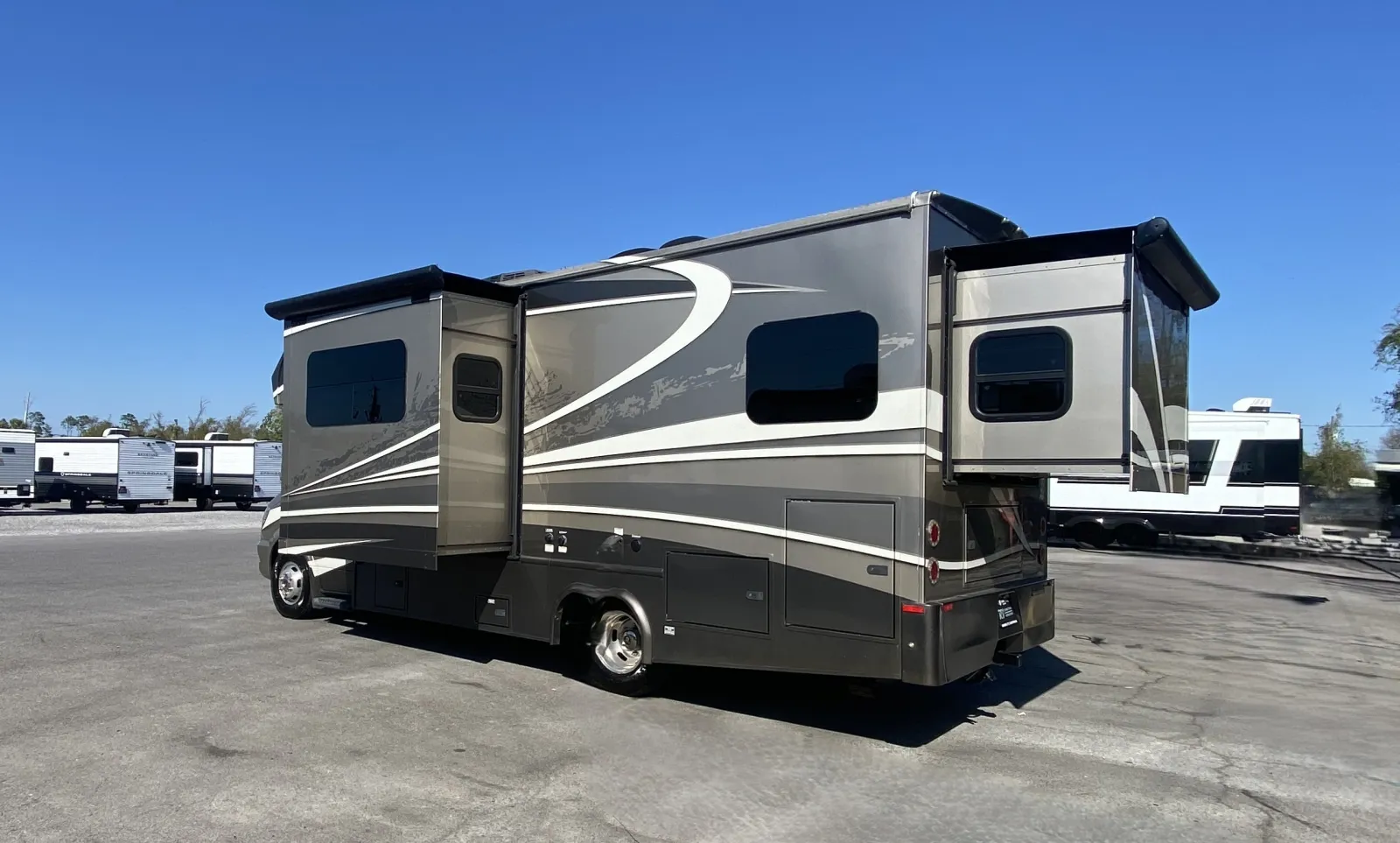 2019 Dynamax Corp Isata 3 24RW - Photo 4