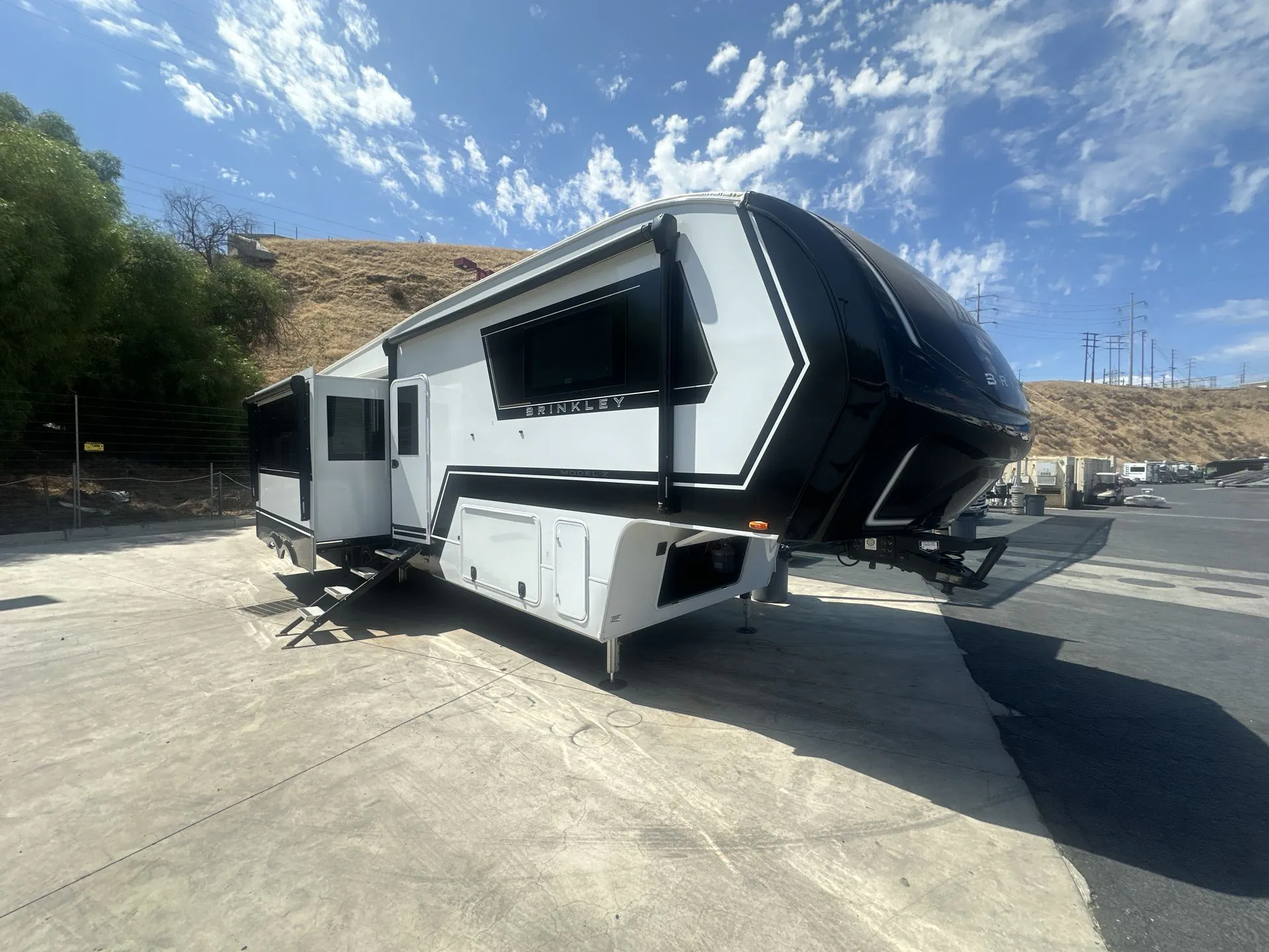 2025 Brinkley Model Z 3515