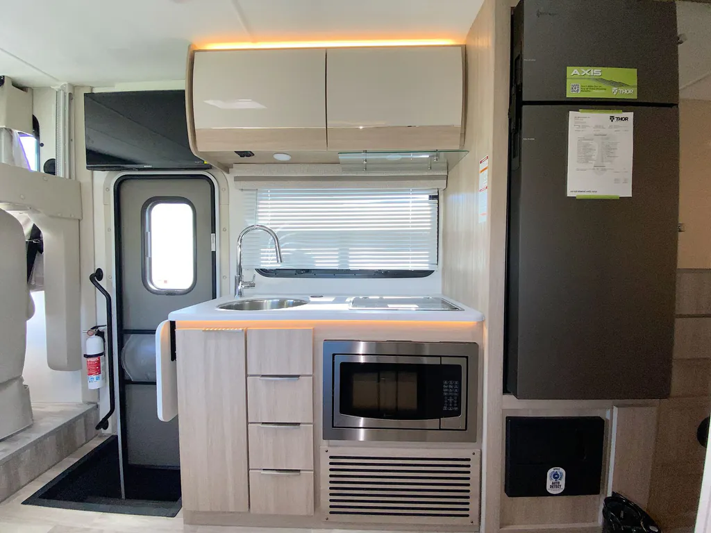 2026 Thor Motor Coach Axis 26.2, Photos photo 15