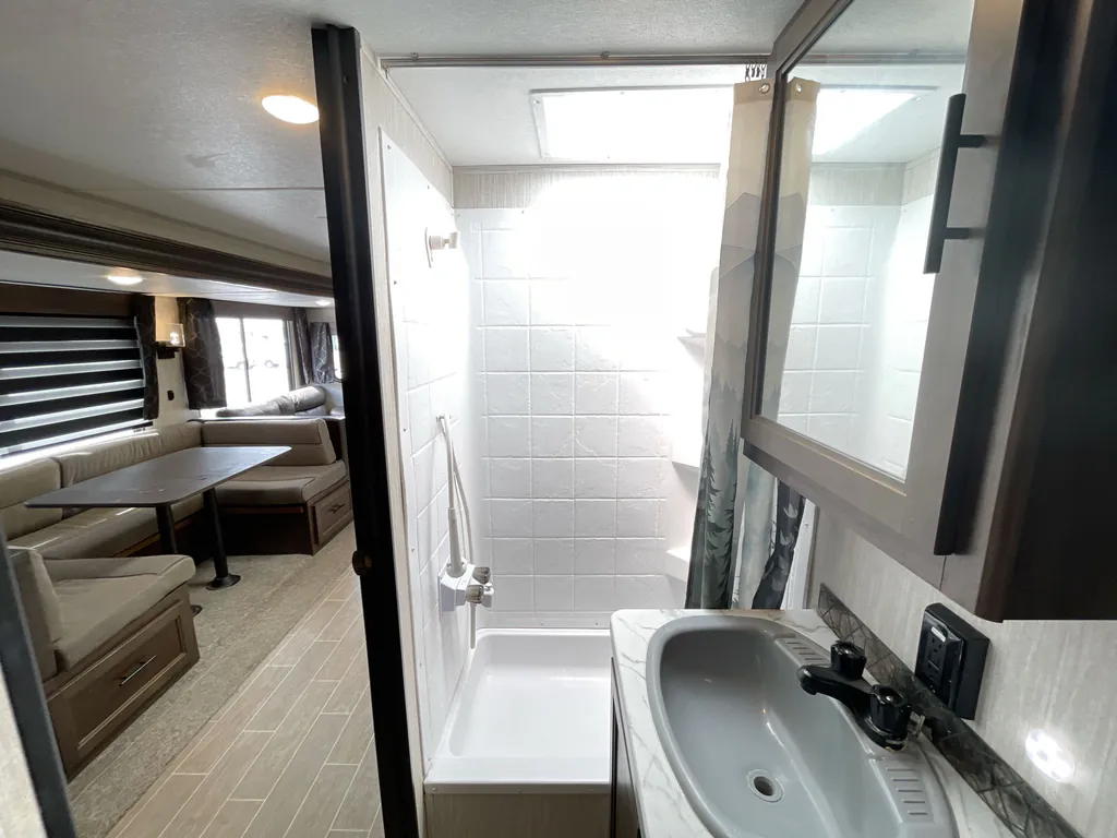 2020 Forest River Cherokee 294BH, Photos photo 18