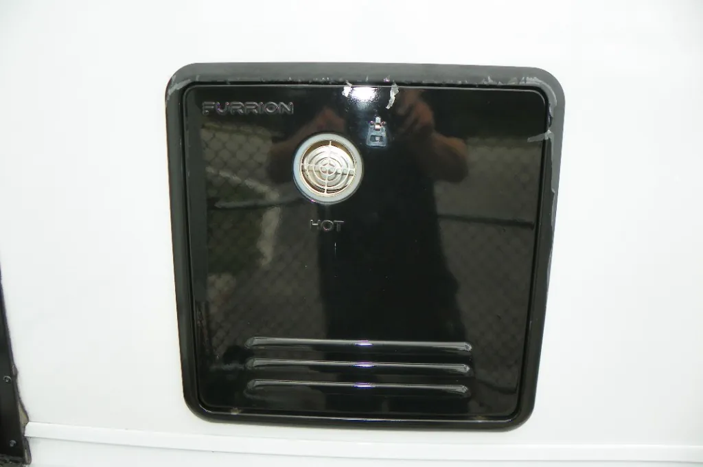 2025 Brinkley Model Z Air 310, Photos photo 8