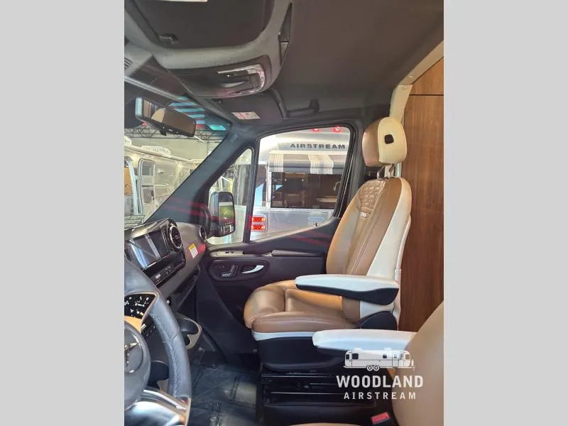 2027 Airstream Atlas 25RT New    Std. Model - Photo 4