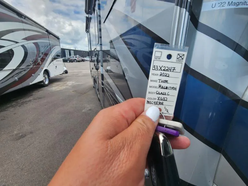 2022 Thor Motor Coach Magnitude Super C XG32, Photos photo 51