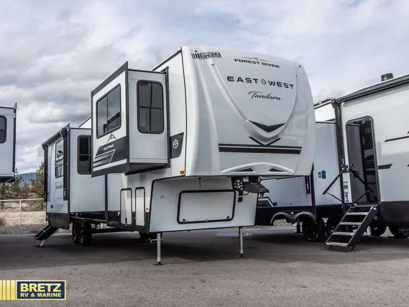 2026 East to West Tandara 390FL - Photo 2