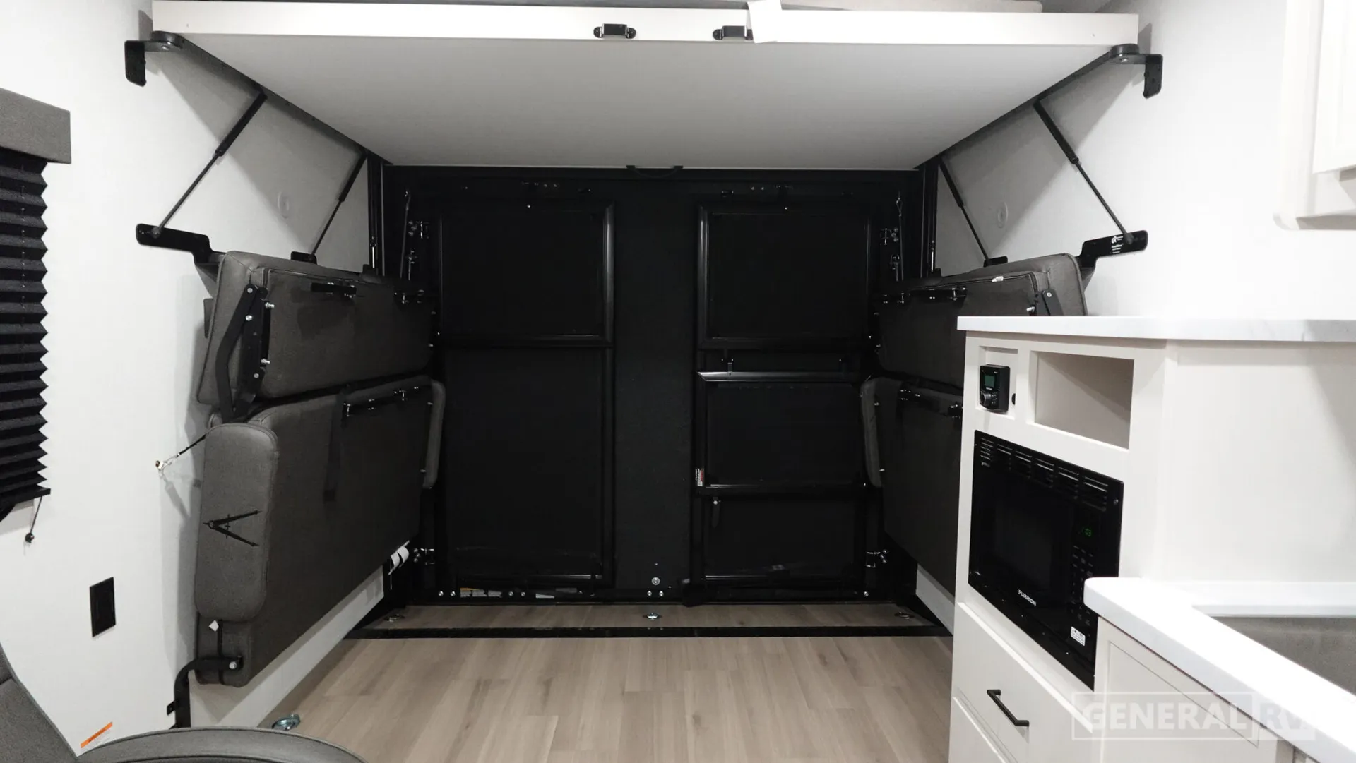 2026 Grand Design Momentum MAV 27MAV - Photo 3