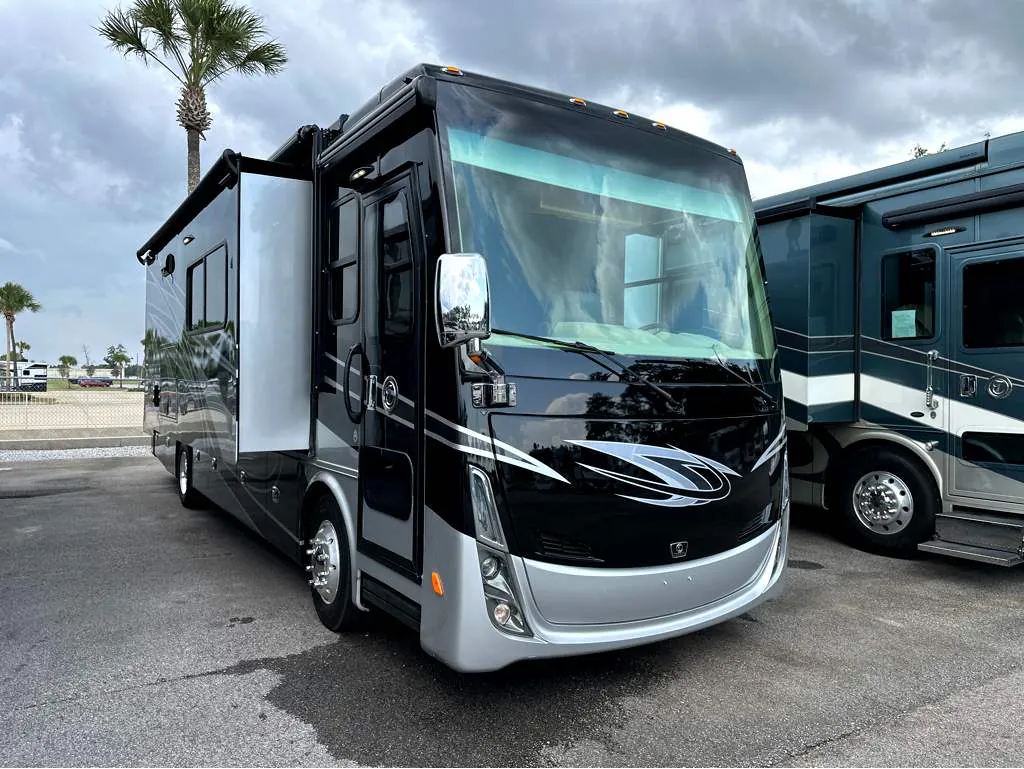2018 Tiffin Allegro Breeze 33 BR - Photo 2