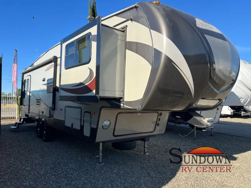 2017 Keystone RV Sprinter 269FWRLS - Photo 2