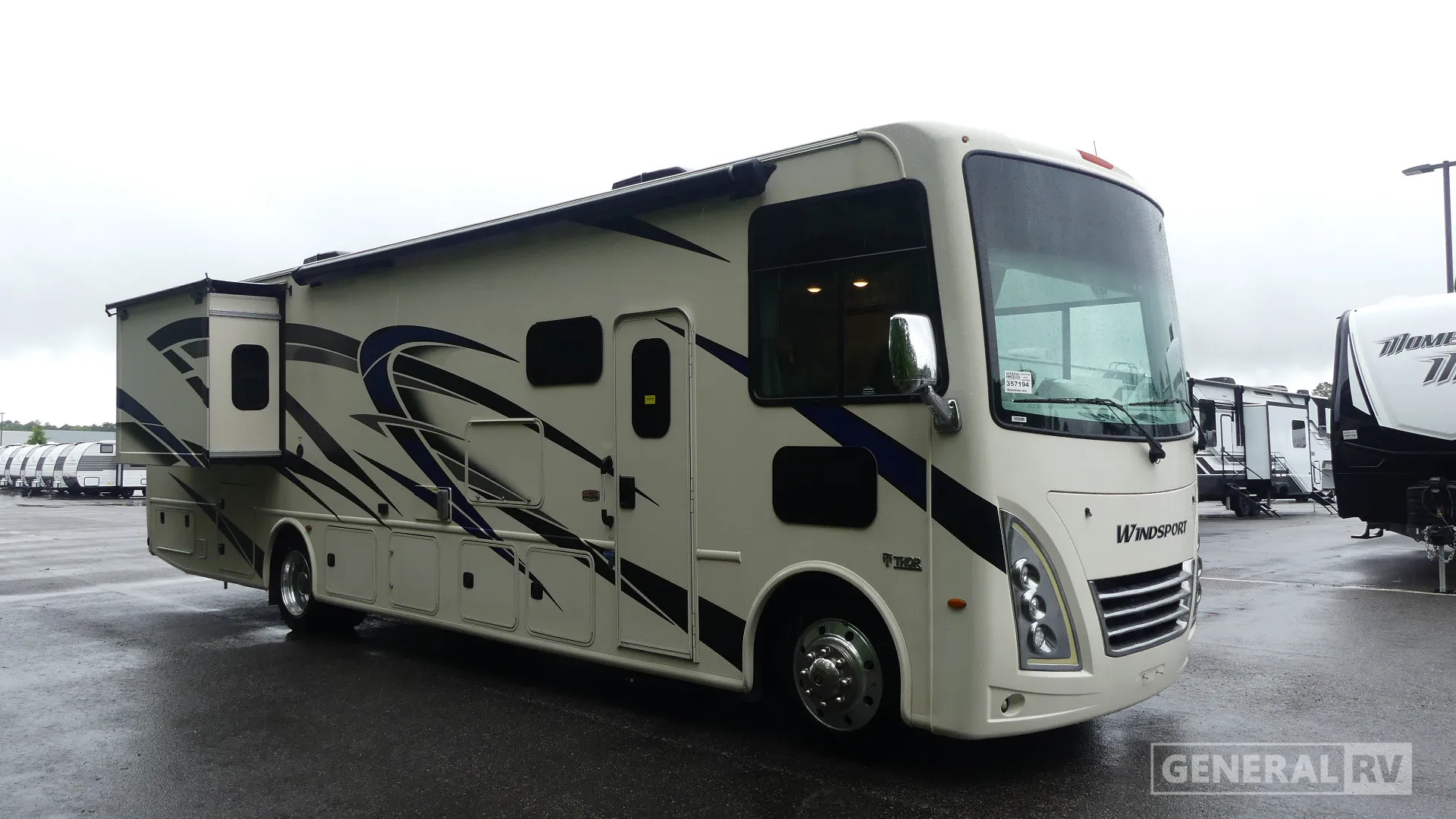 2023 Thor Motor Coach Windsport 35M - Photo 2