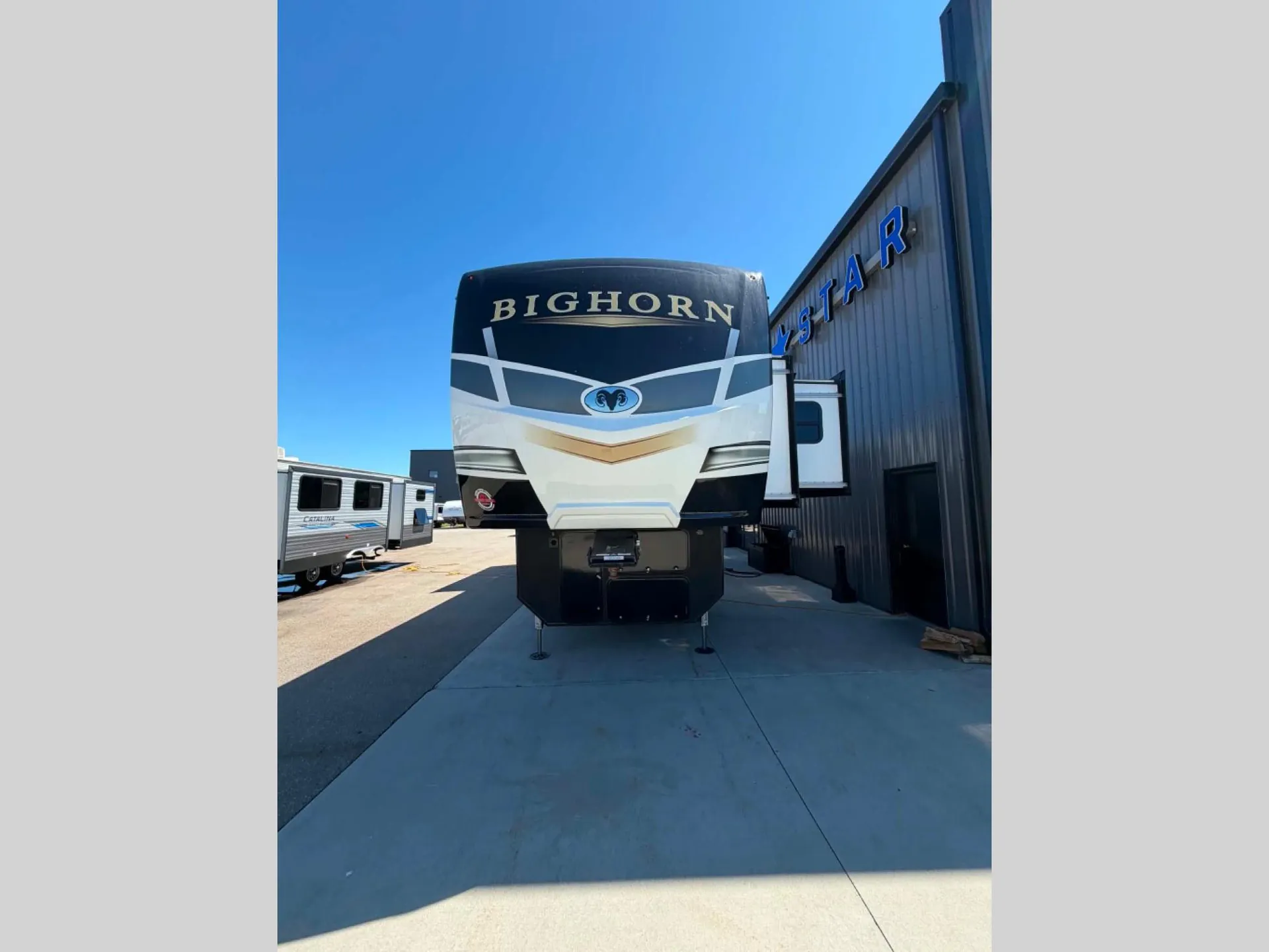 2021 Heartland Bighorn 3375SS - Photo 3