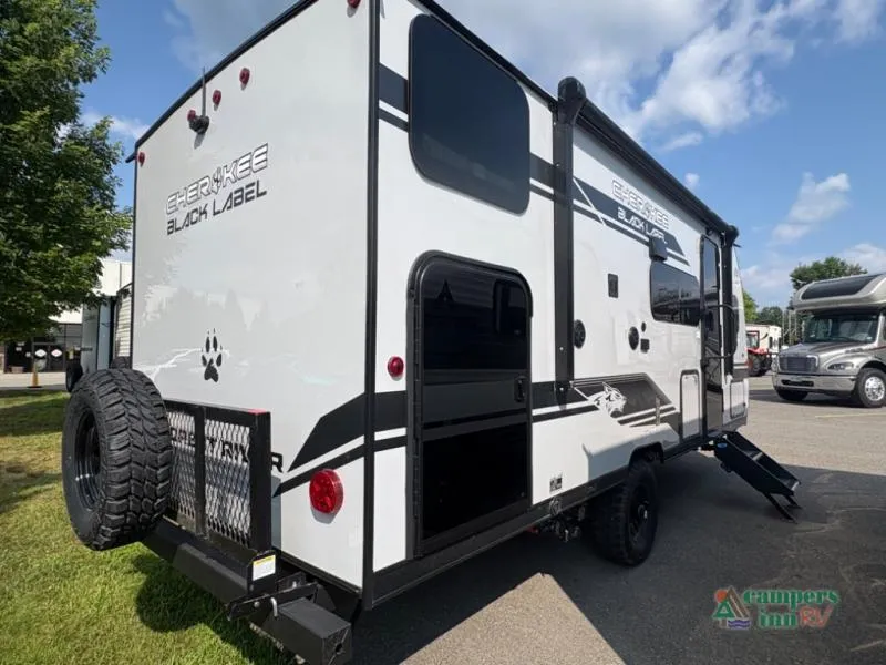 2026 Forest River RV Cherokee Black Label 17JWBL - Photo 4