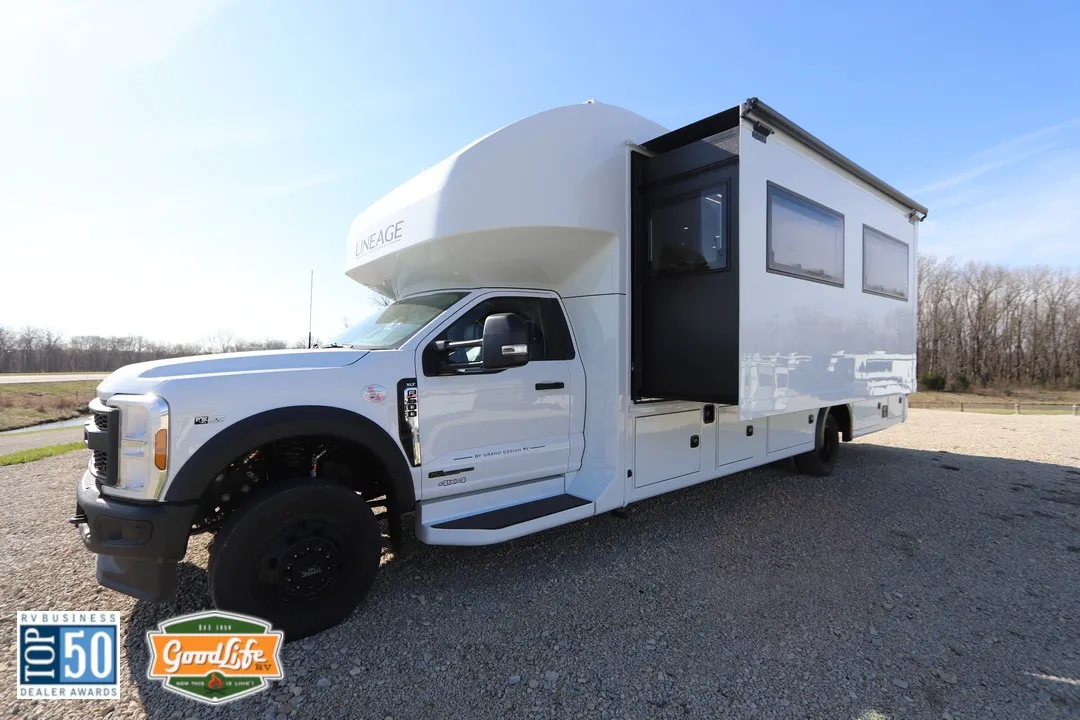 2026 Grand Design Lineage Series F 31ZW - Photo 4