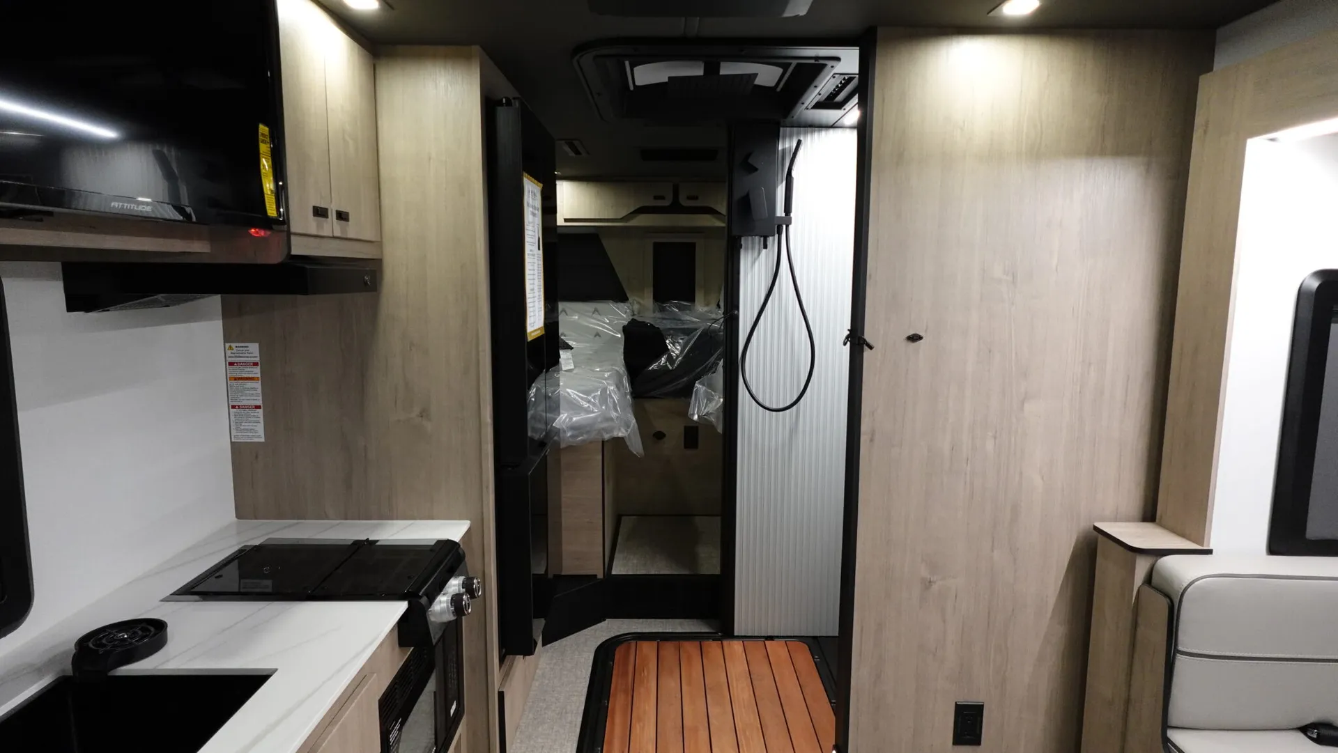 2026 Grand Design Lineage Series M 25TK - Photo 3