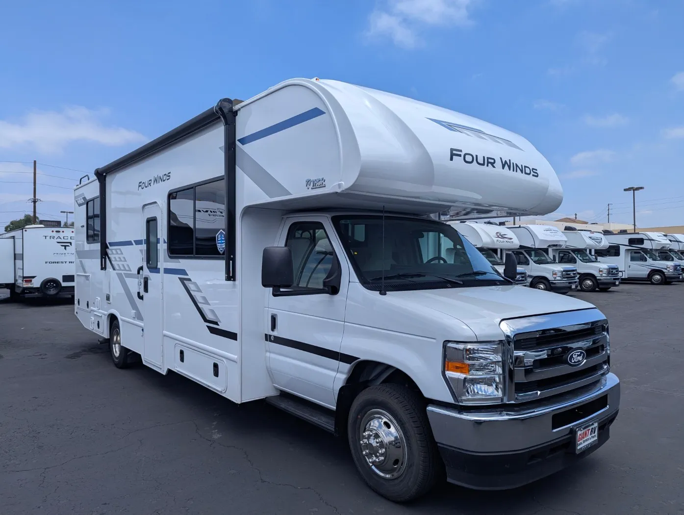 2027 Thor Motor Coach Four Winds 28Z - Photo 2