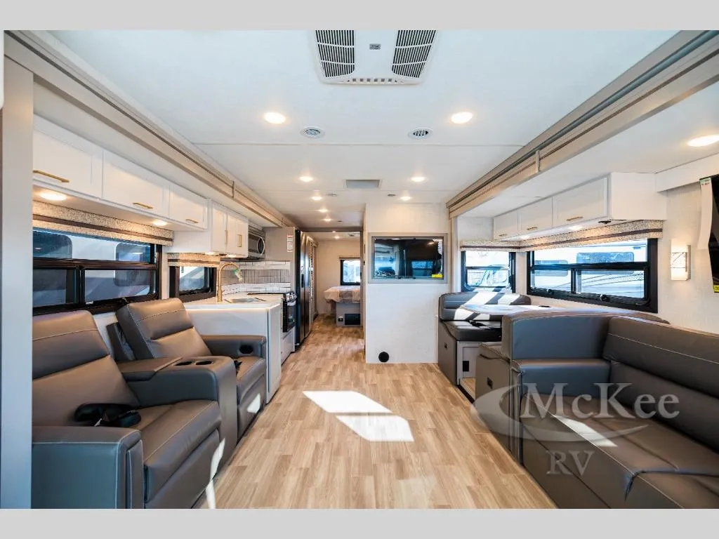 2026 Thor Motor Coach Windsport 35R - Photo 3