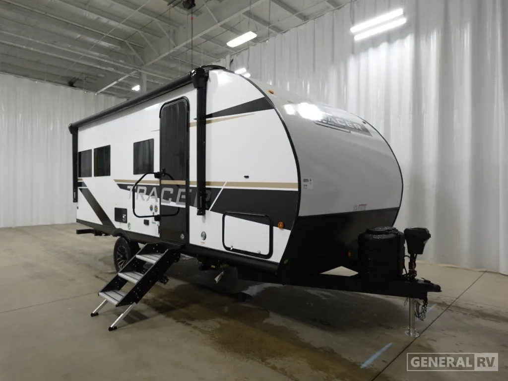 2025 Prime Time RV Tracer 170RS - Photo 2