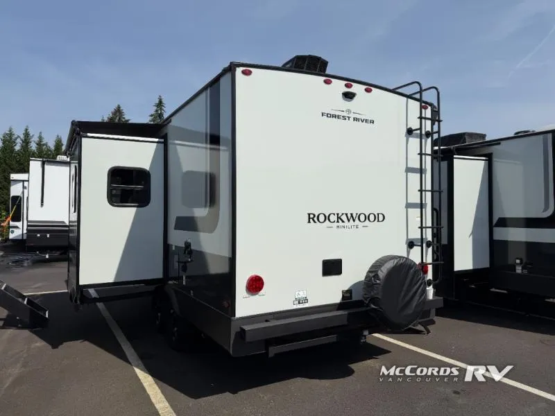 2026 Forest River Rockwood Mini Lite 2205S - Photo 3