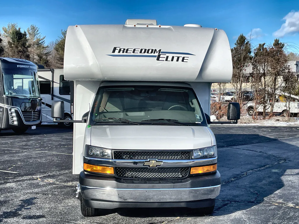 2026 Thor Motor Coach Freedom Elite 28HZ, Photos photo 4
