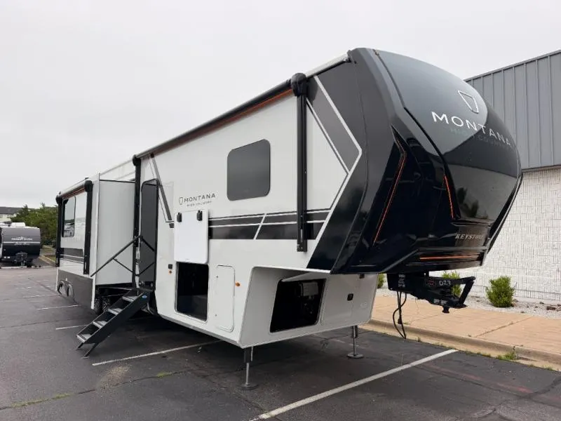 2027 Keystone RV Montana High Country 391TB - Main photo