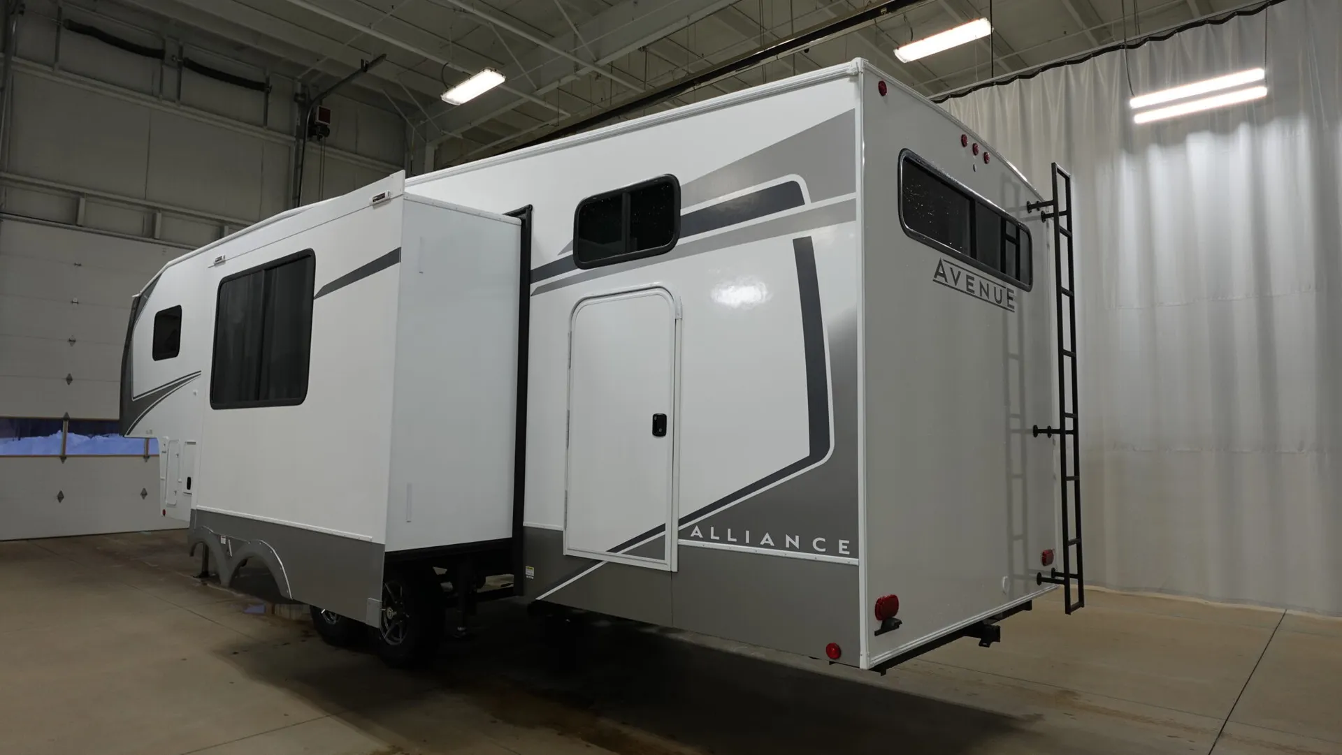 2026 Alliance RV Avenue All-Access 29BH - Photo 4