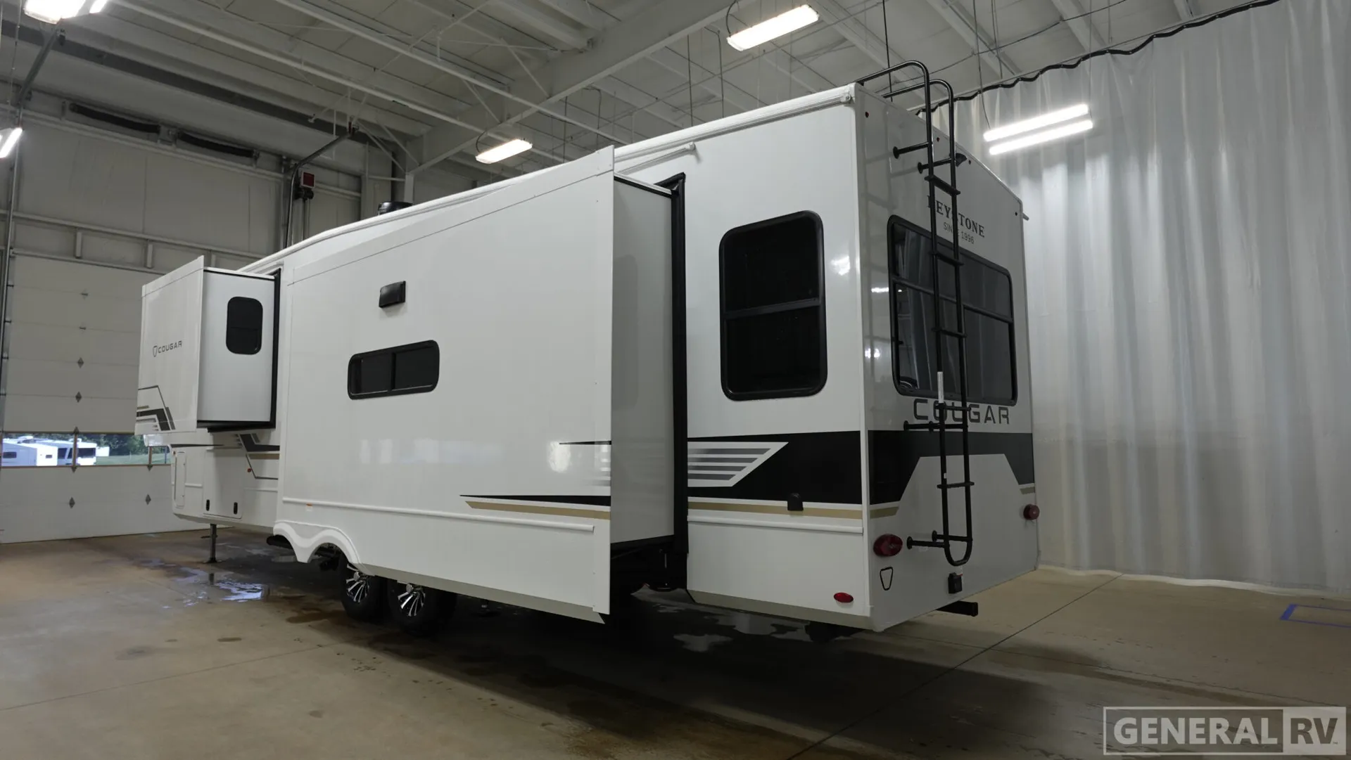 2026 Keystone RV Cougar 355FBS - Photo 4