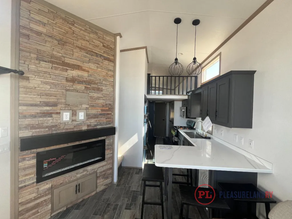 2027 Forest River Quailridge 39ASL, Photos photo 7