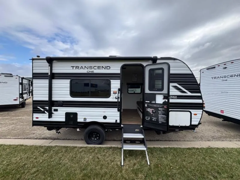 2026 Grand Design Transcend One 151RB - Photo 4
