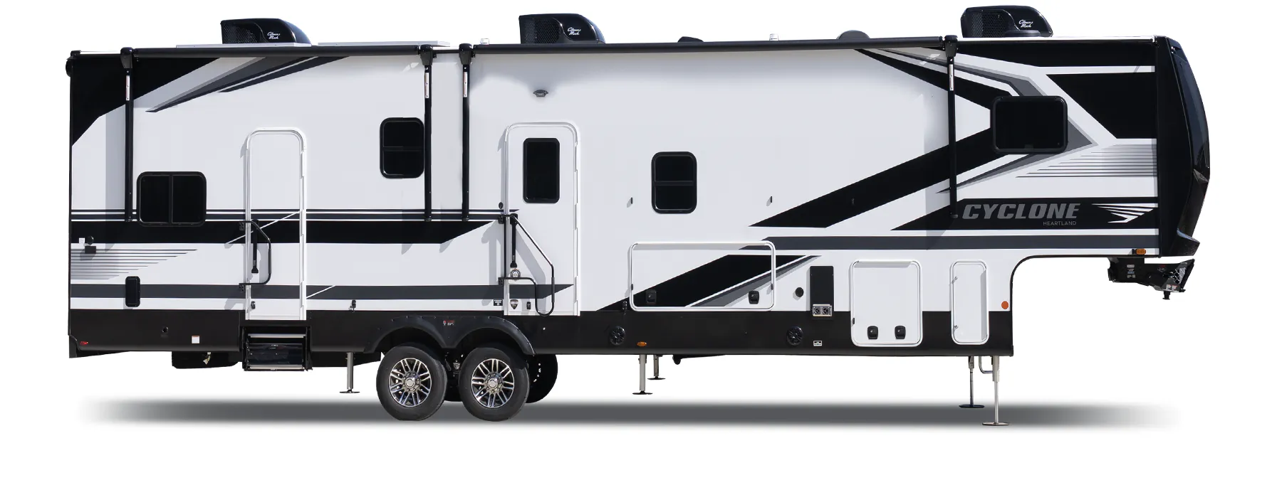 Heartland Cyclone 3511 exterior