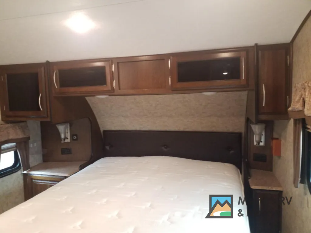 2018 Prime Time Crusader 295RST, Photos photo 16