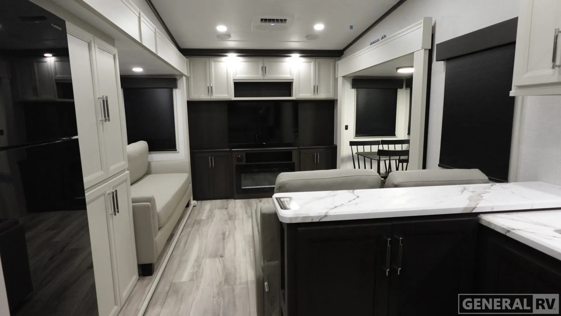 2026 Keystone Arcadia Super Lite 294SLRD - Photo 3