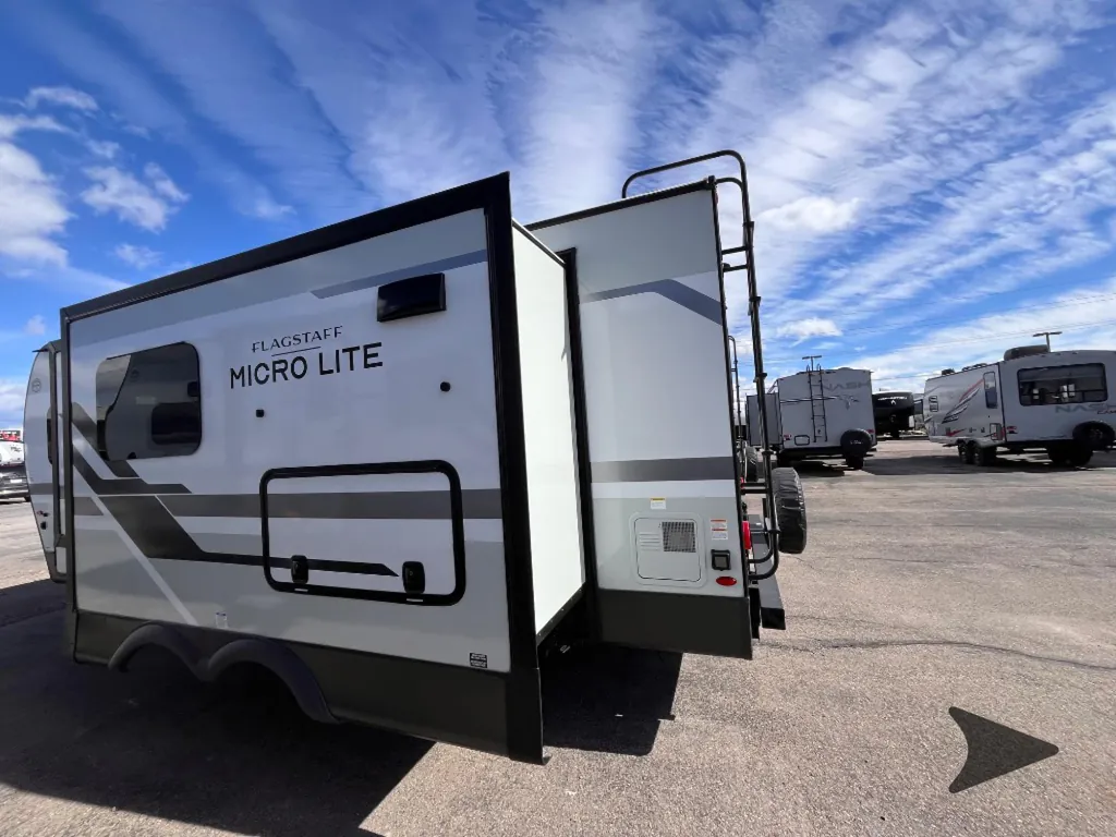 2026 Forest River Flagstaff Micro Lite 25FBD, Photos photo 5