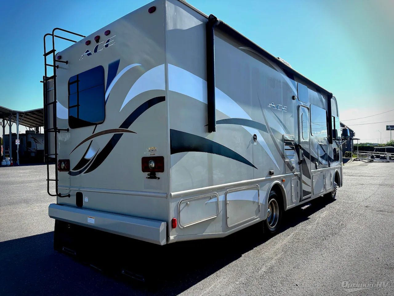 2017 Thor Motor Coach A.C.E 27.2 - Photo 3