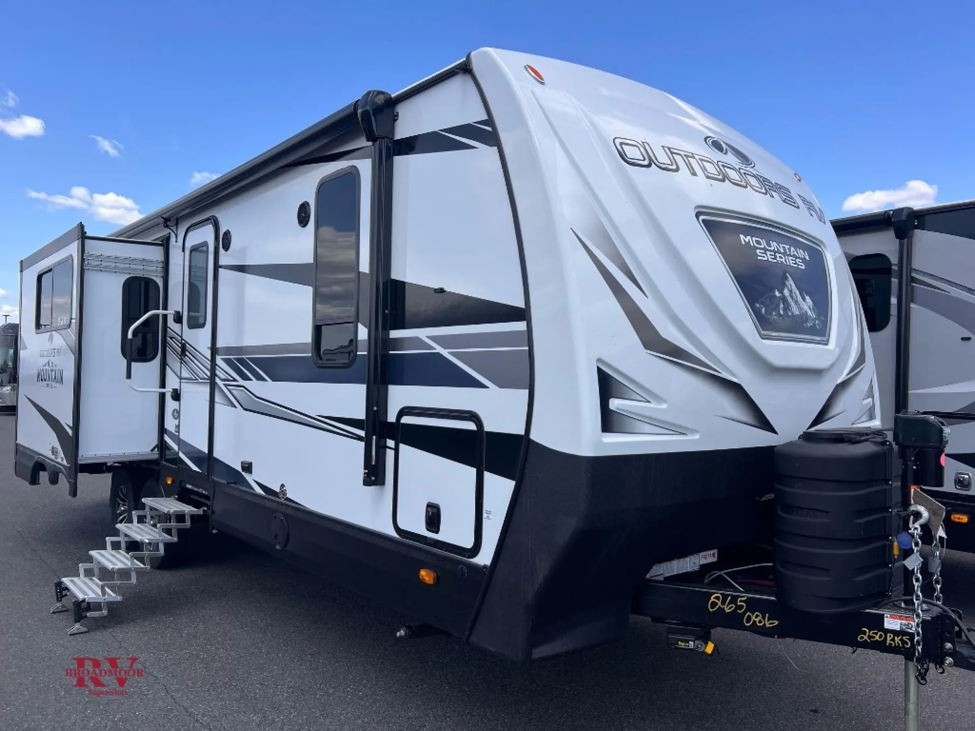 2026 Outdoors RV Black Stone Mountain Series 250RKS - Photo 2