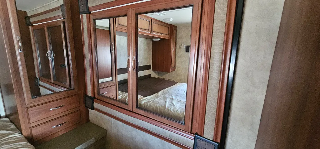 2015 Fleetwood Flair 26E, Photos photo 25