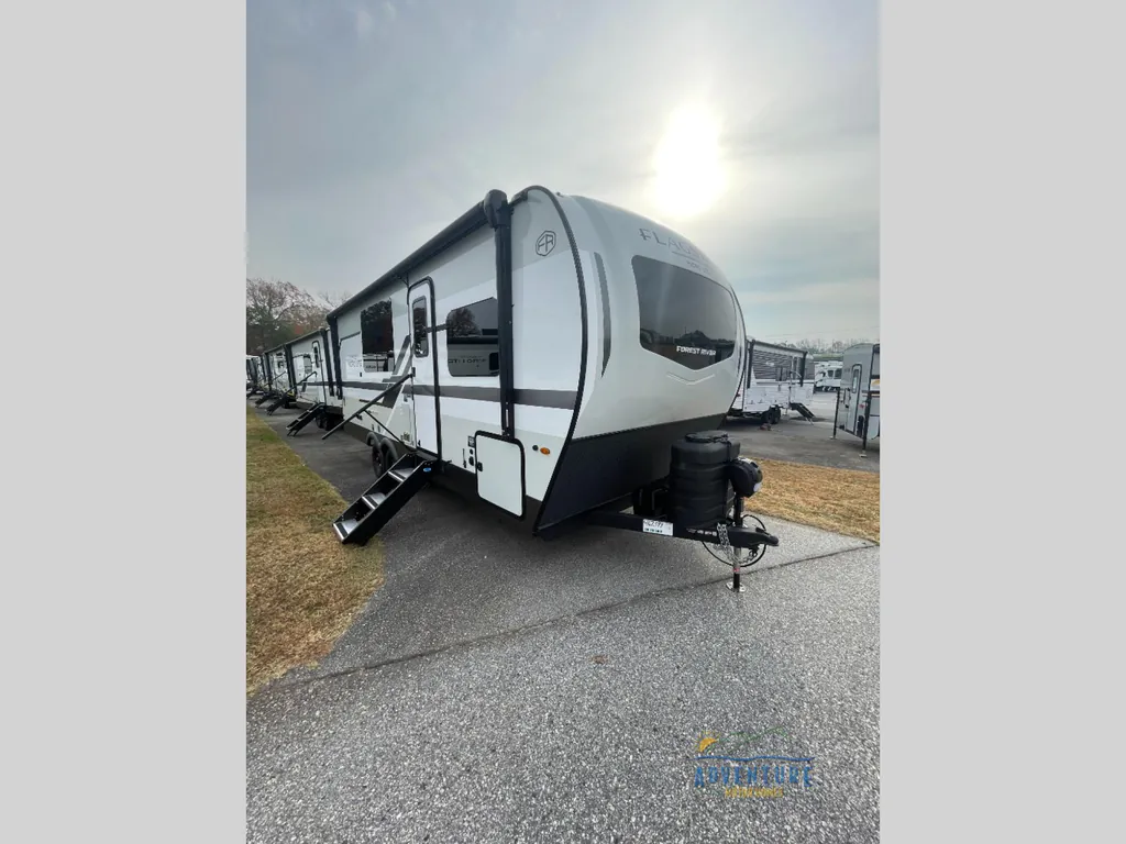 2026 Forest River Flagstaff Micro Lite 25FBD, Photos photo 4