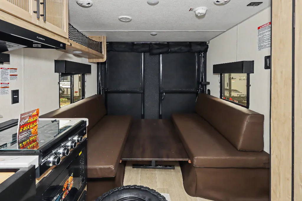 2026 Forest River Cherokee Grey Wolf 22RR — Photo 6