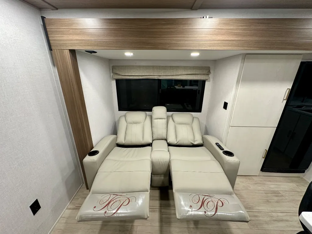 2027 Forest River Vibe 2500FIK, Photos photo 16