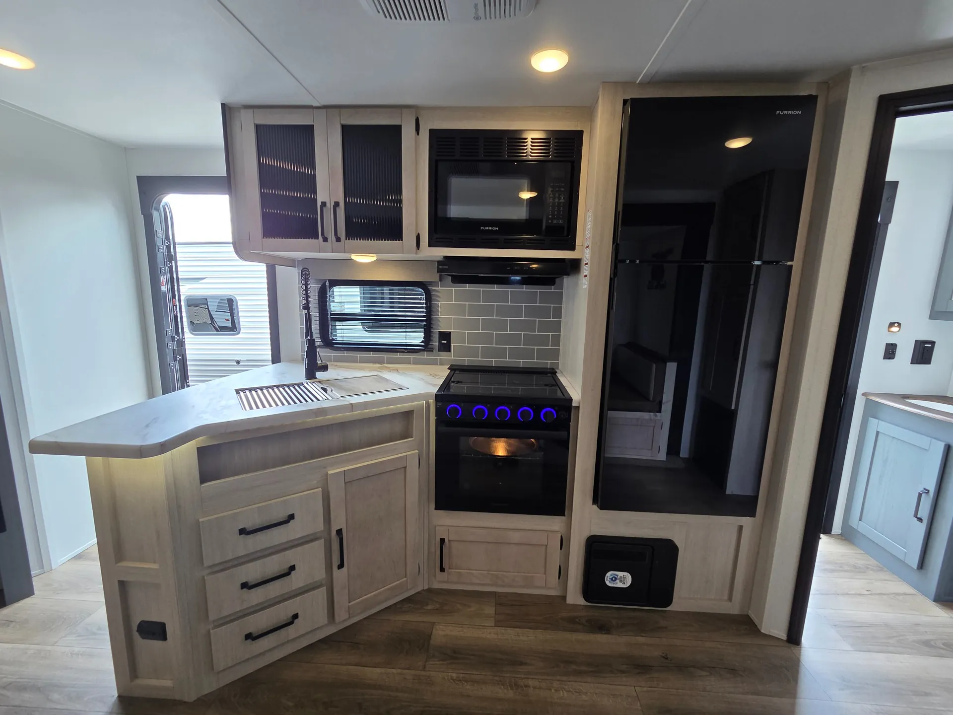 2027 Forest River Puma 32BHQS - Photo 4