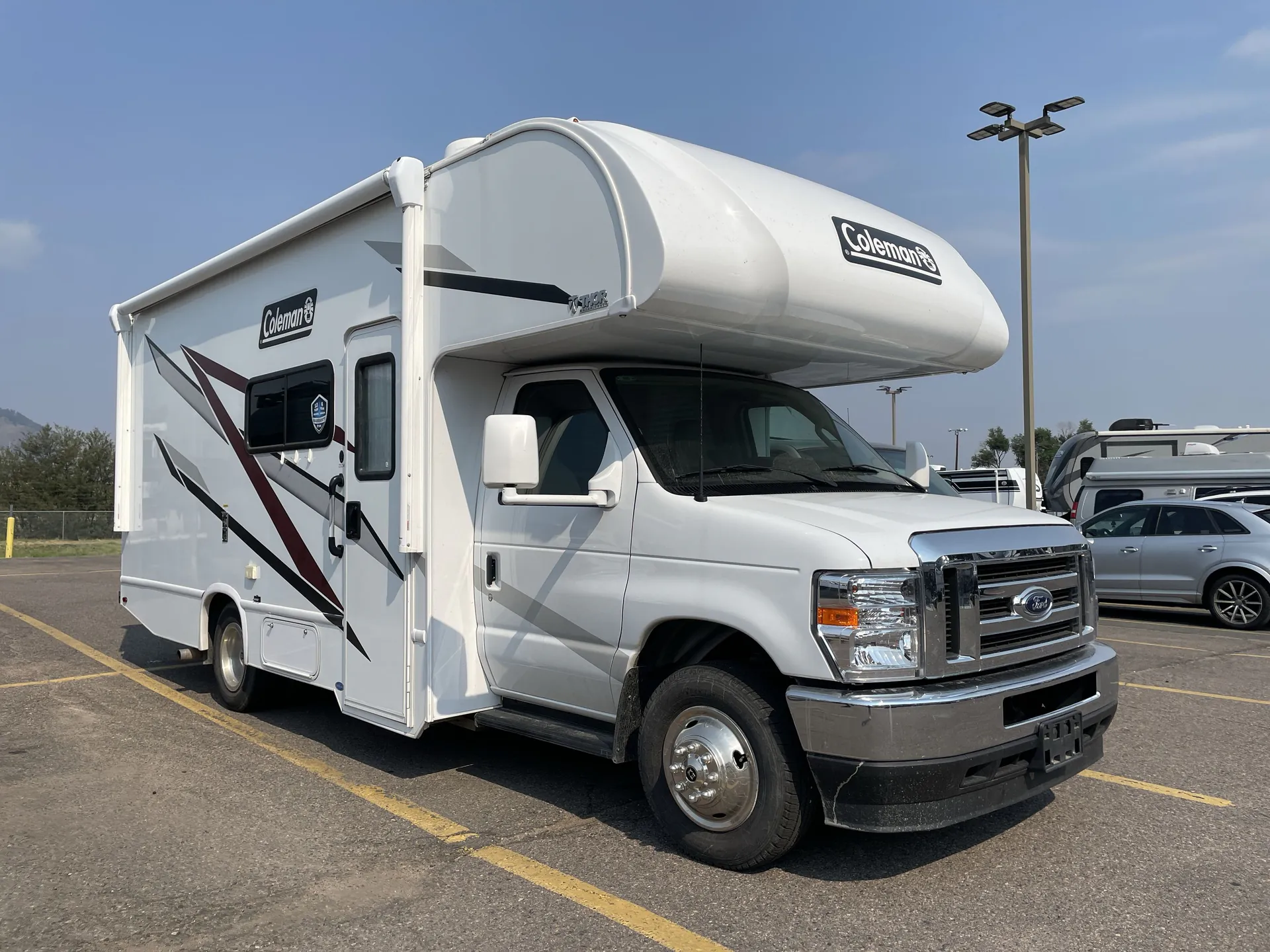2024 Thor Motor Coach Coleman 22CM - Photo 2